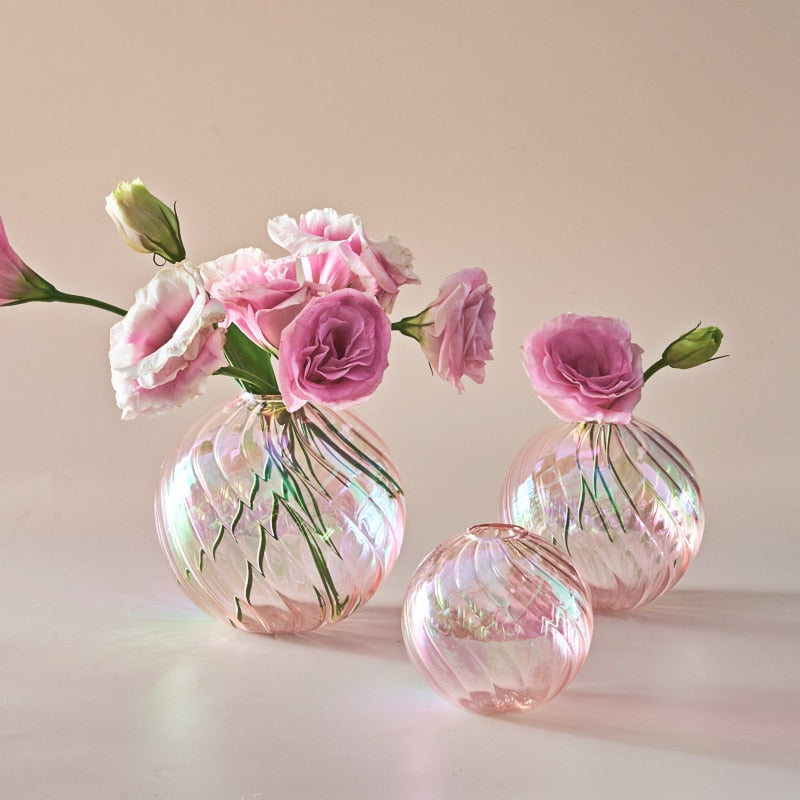 Glasvasen in Ballform, rosa