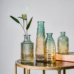 Vase im Retro-Stil transparent farbig